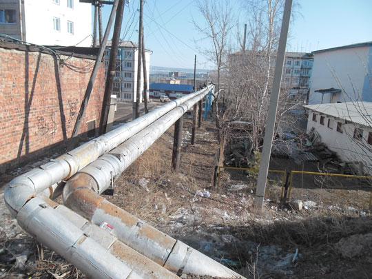 Наружные тепловые сети здесь повсюду. Это – одна из наиболее заметных фишек Бирюсинска.